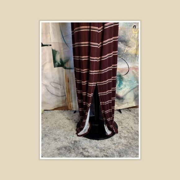 Maurices L Burgundy Maxi Dress Striped Off Shoulder 90s Slit Sides. - Picture 4 of 6